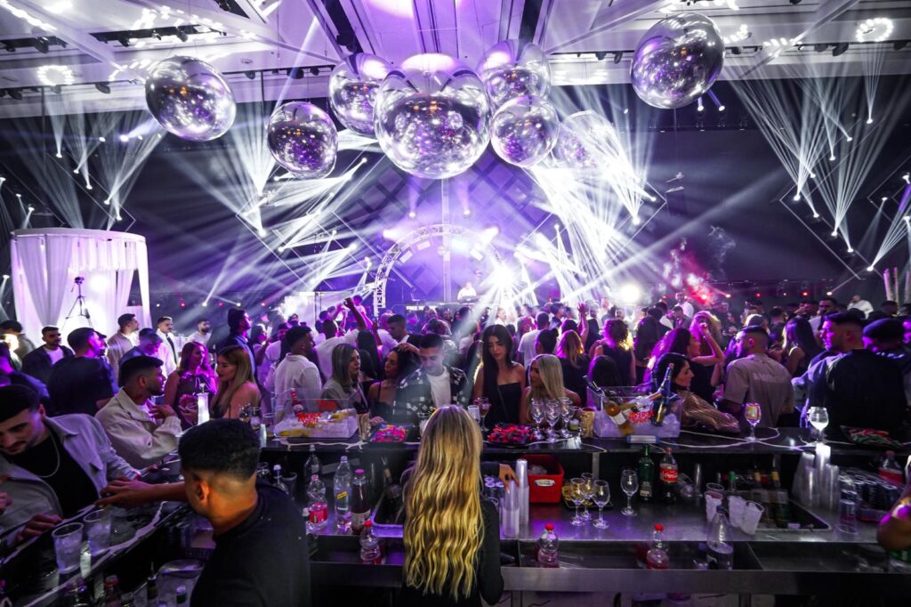 הסיינדה אולם