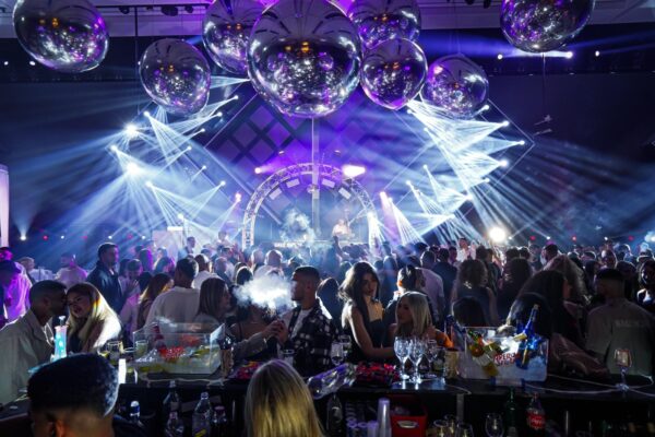 הסיינדה אולם